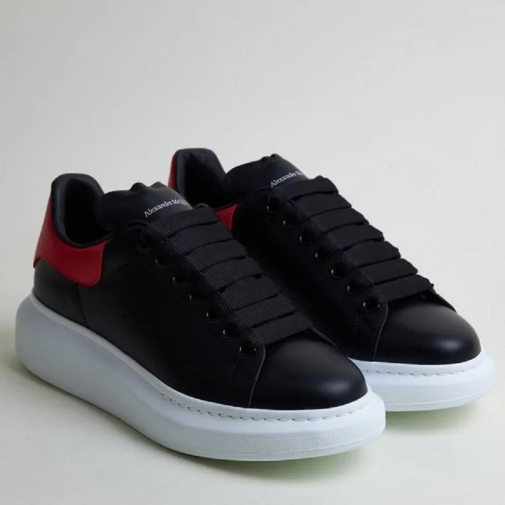 Alexander McQueen  Oversize Colorblock Sneaker BLACK/ DARK CORAL - Picture 3 of 15